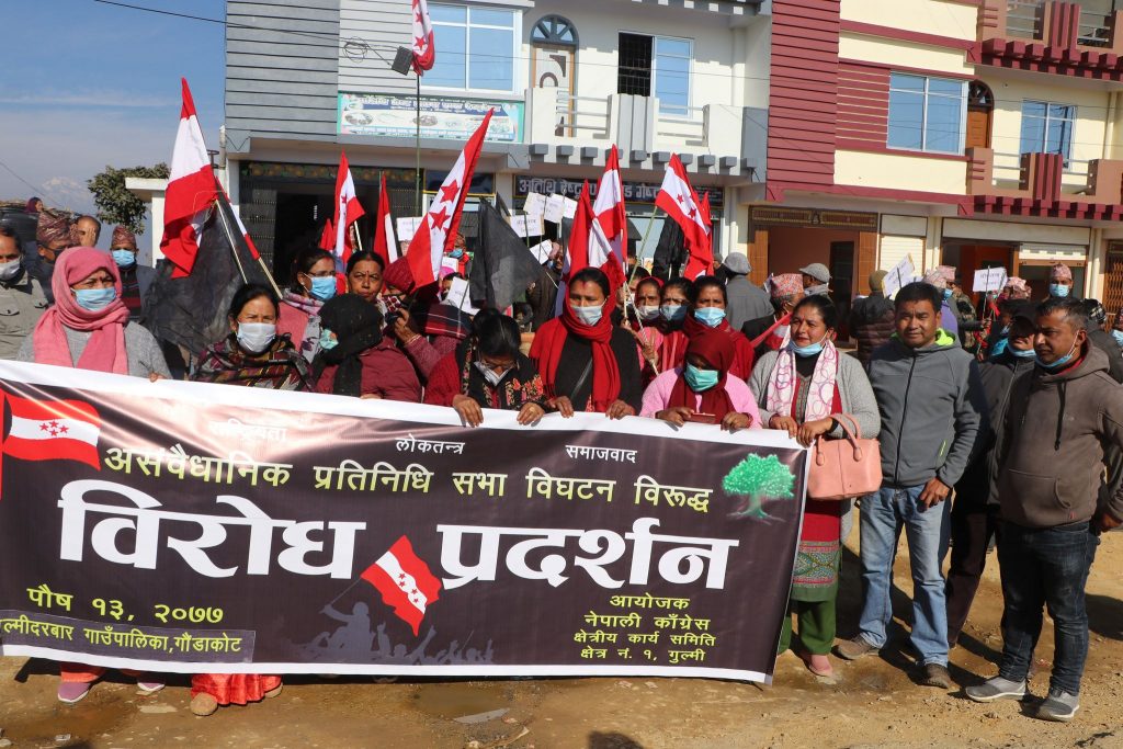 ओली सरकारले नैतिकता गुमाइ सकेको काँग्रेस नेता केसीको आरोप