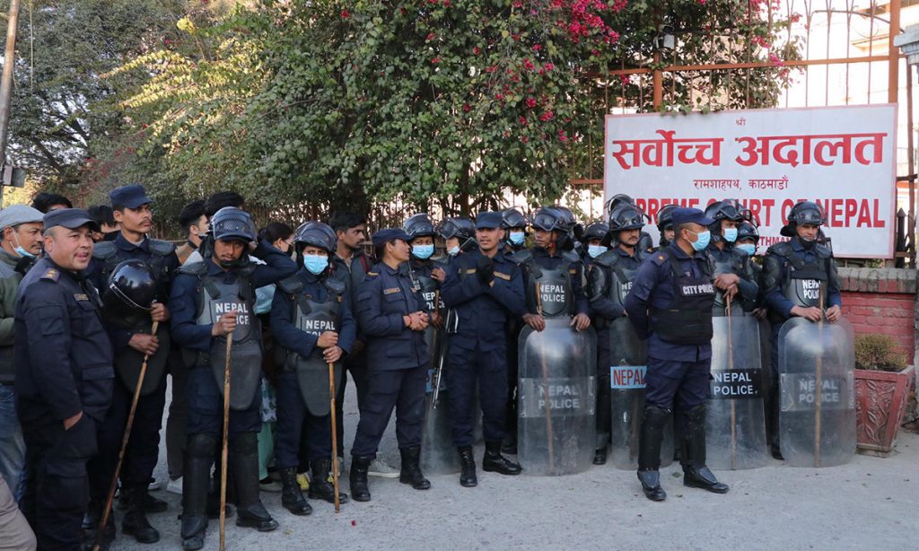 रवि लामिछाने प्रकरण : सर्वोच्च परिसरमा सुरक्षा व्‍यवस्था थप कडाइ, केहीबेरमै फैसला आउने